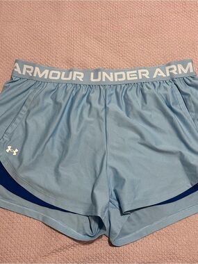 Under Armour Light Blue Women's plus size 3x Athletic Shorts with Logo Waistband